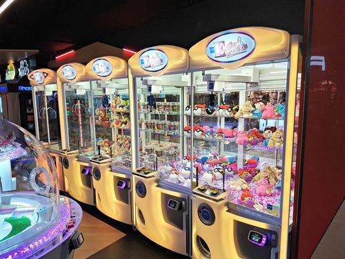 Elaut E-Claw 900 Series Player Crane Claw Machine Arcade Game