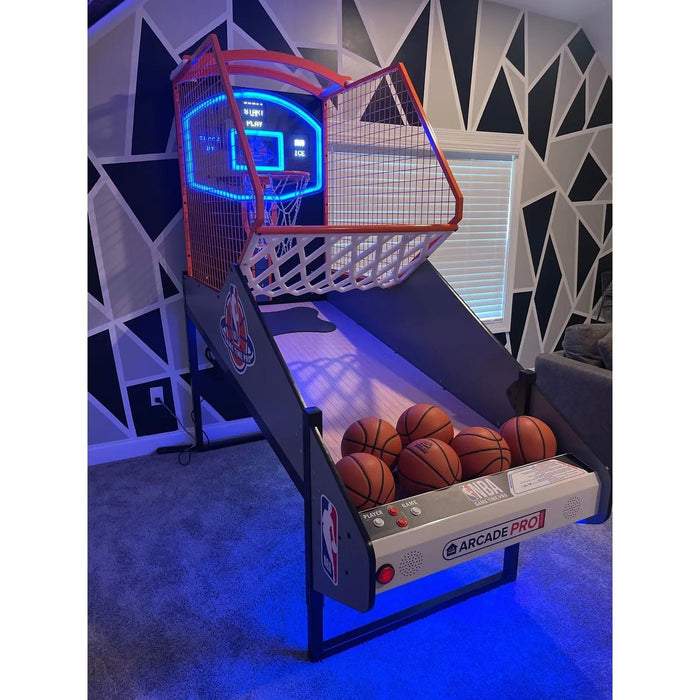 Classic Harlem Globetrotters 8 Foot Basketball Arcade Game