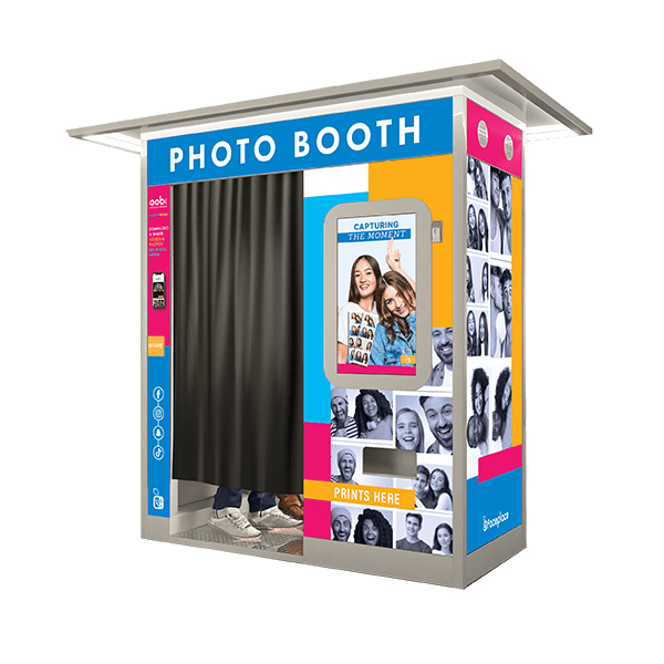 Apple Industries Faceplace Deluxe Outdoor Photo Booth